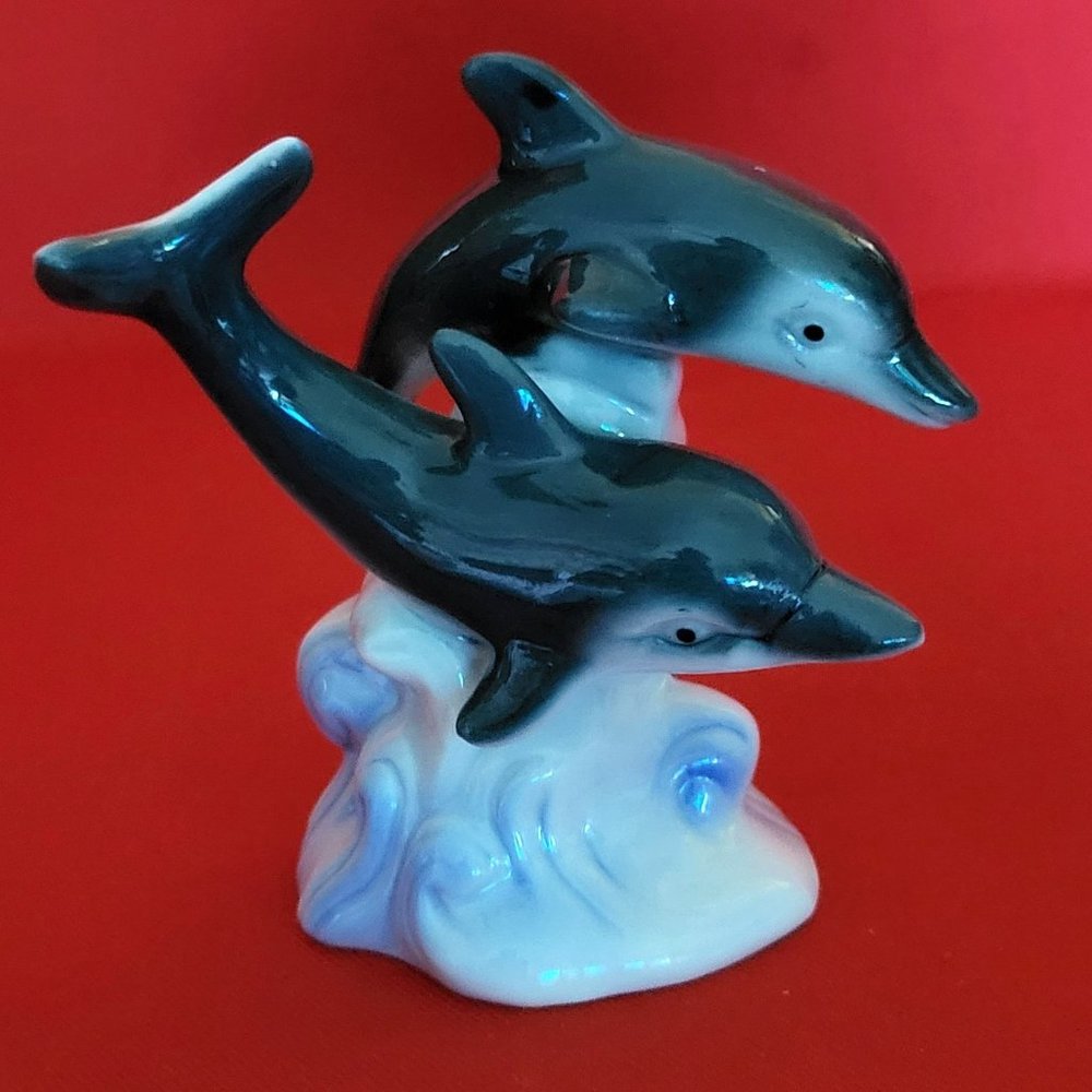 Wonder of the Sea Best Friends Pair of Dolphins Swimming Figurine Home Decor